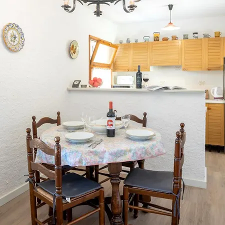 Neulos Tatil Evi Tamariu