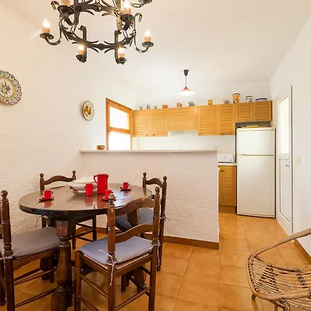 Neulos Tatil Evi