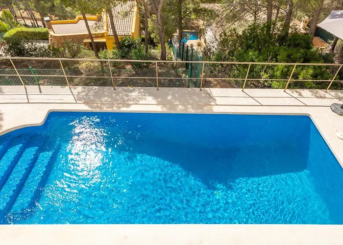 Neulos 別荘 タマリウ